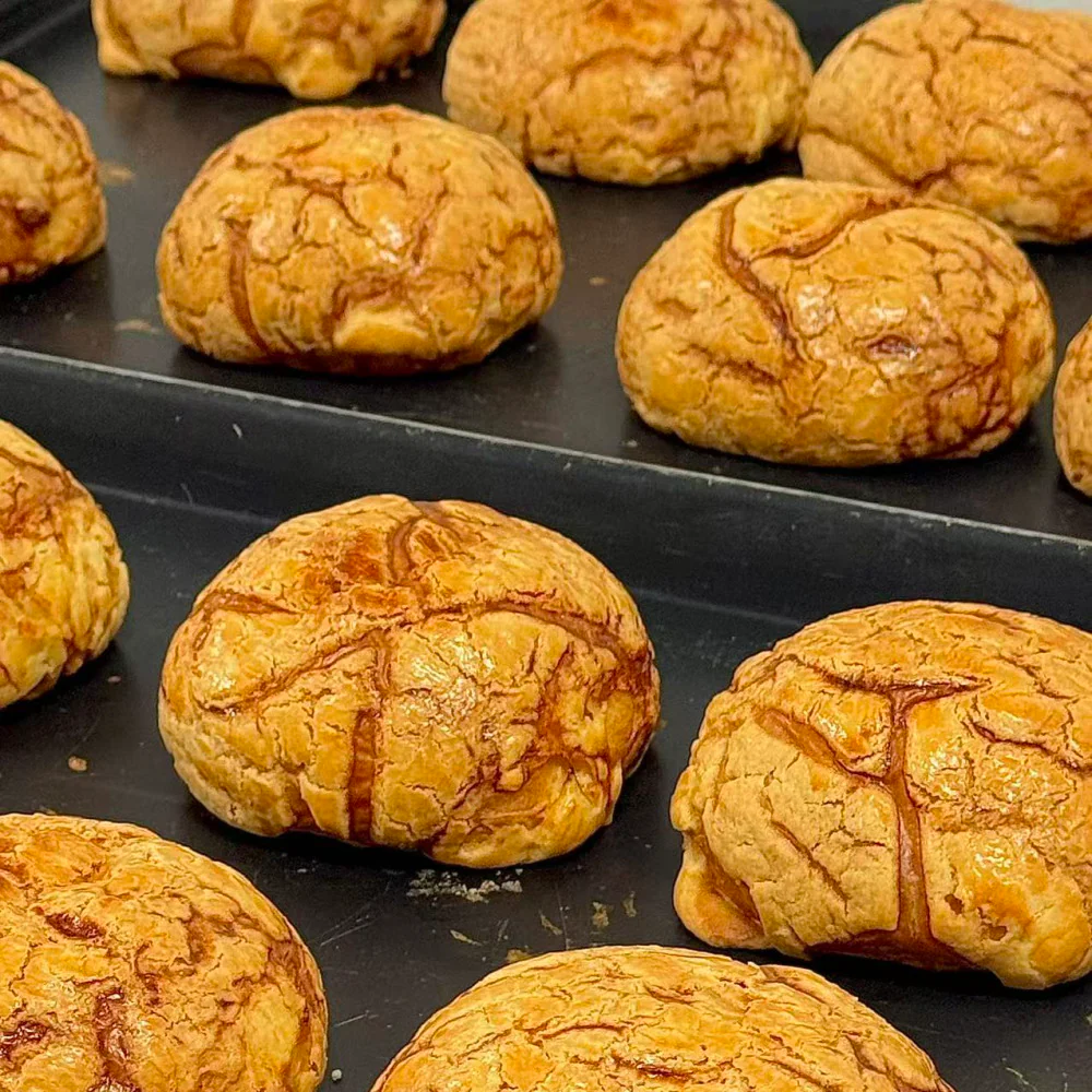 Pineapple Milk Crust Bun – 1 Piece - Hong Kong-Style Pineapple Bun (Bo Luo Bao)