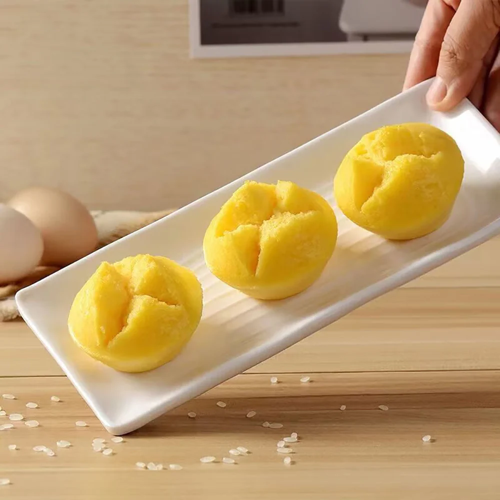 Qianwei Central Kitchen Frozen Corn Flavor Rice Cakes - 360g - Image 3