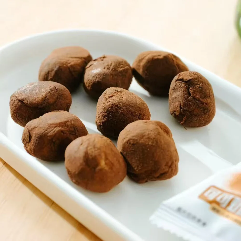 Quanwei Cocoa Milky Glutinous Jujube 63g - Stuffed Red Dates Snack - Image 2