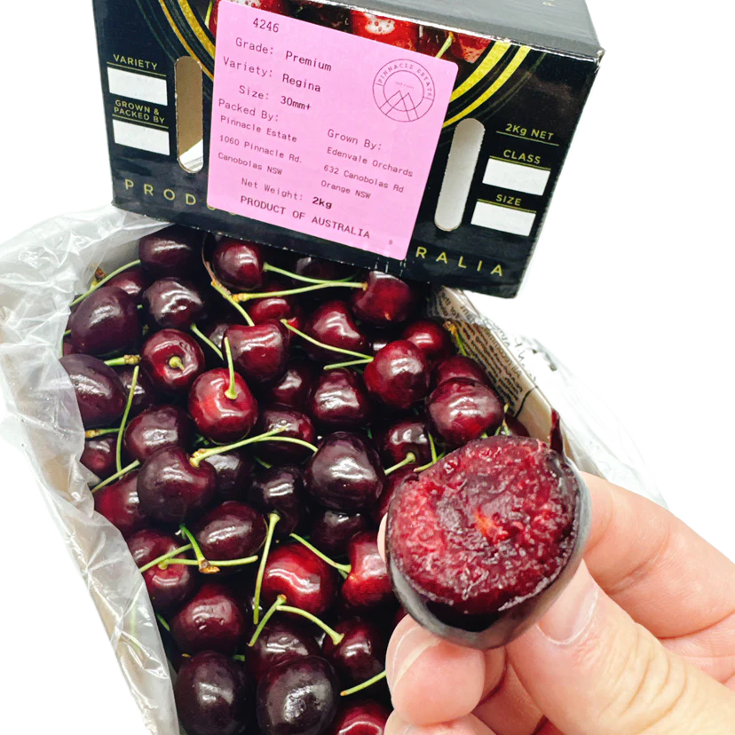 Regina Cherries Gift Box 30mm+ - 2kg - Image 3