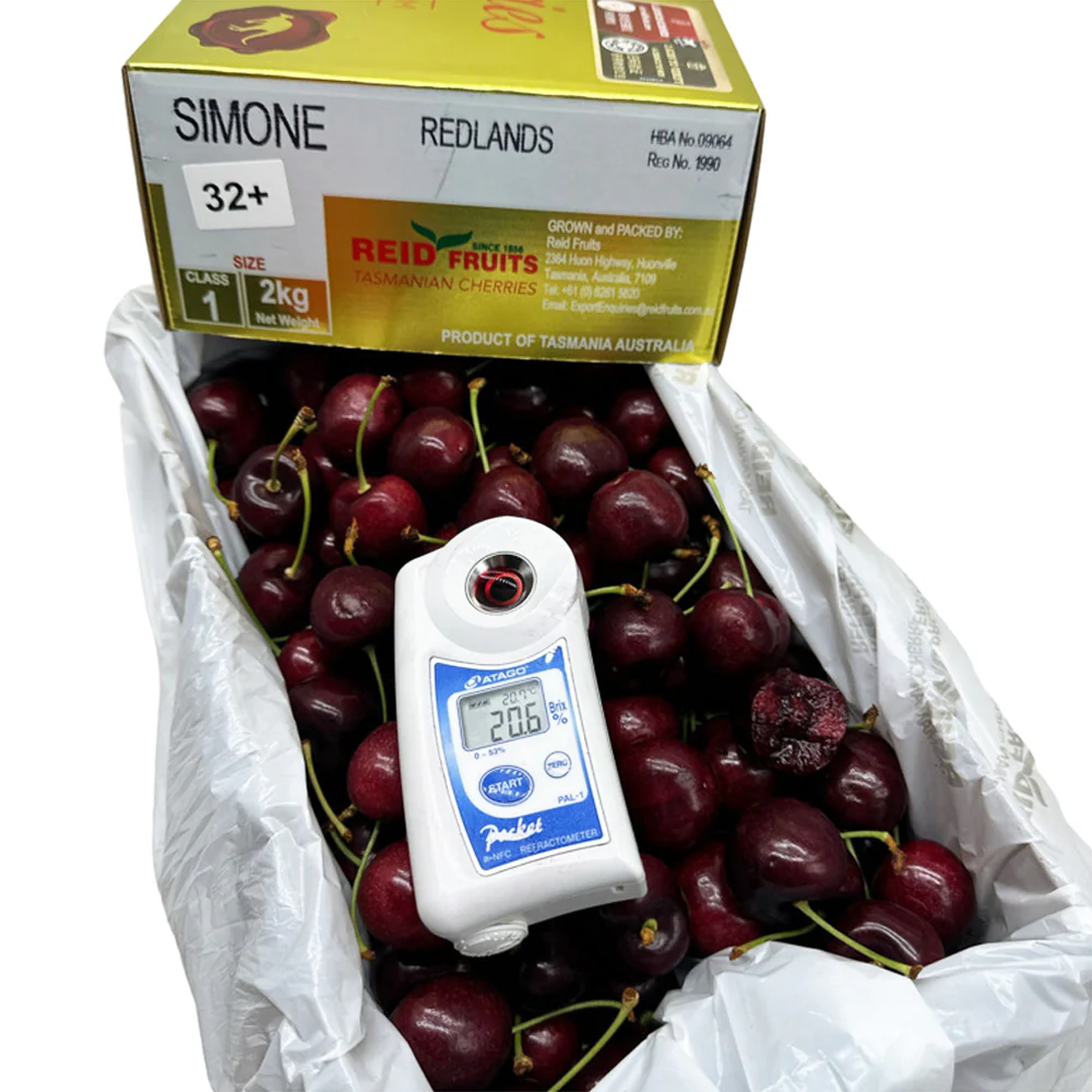Reid Fruits Simone Tasmanian Cherries 32mm+ Gift Box – 2kg - Image 2