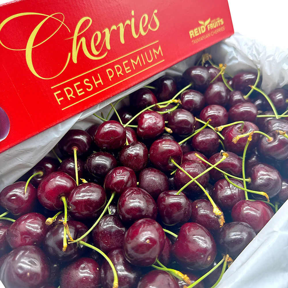 Reid Fruits Tasmanian Cherries Gift Box 28mm+ - 2kg - Image 4