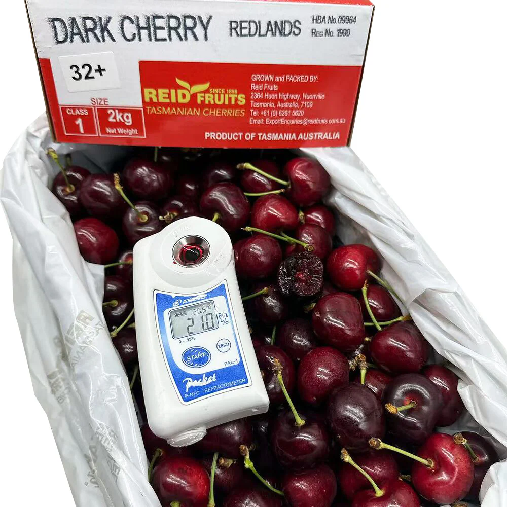 Reid Fruits Tasmanian Dark Cherries Gift Box 32mm+ 2kg - Image 2