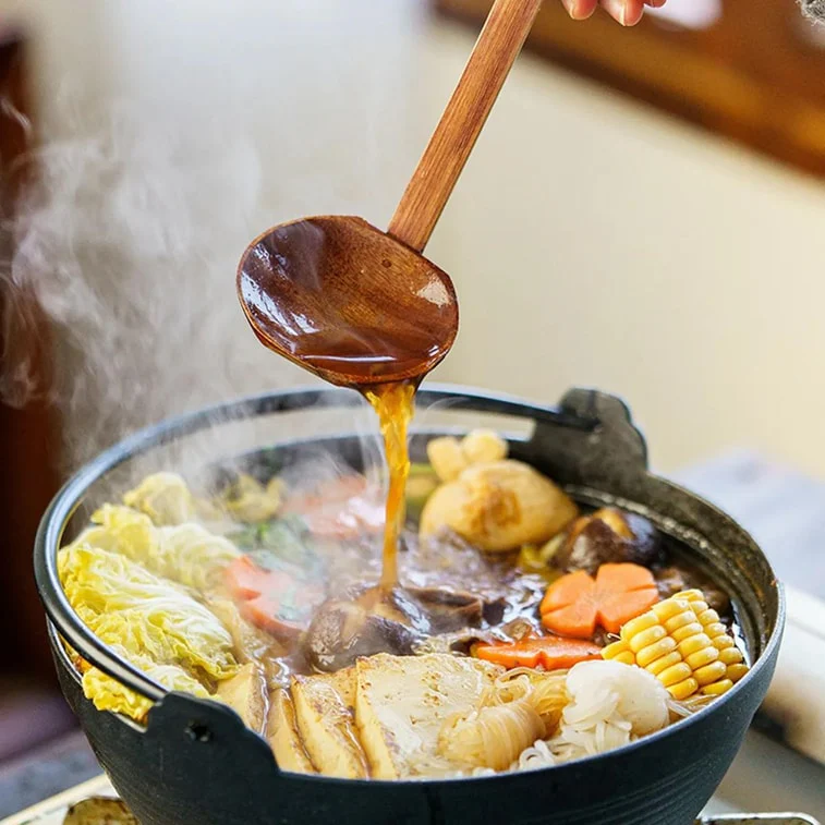 Rishi's Japanese Sukiyaki Hot Pot Soup Base - 200g - Image 2