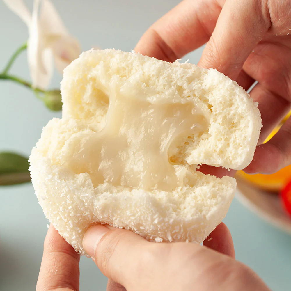 Rongchu Frozen Condensed Milk Snow Buns (Coconut Coated) – 6 Pieces, 480g - Image 2