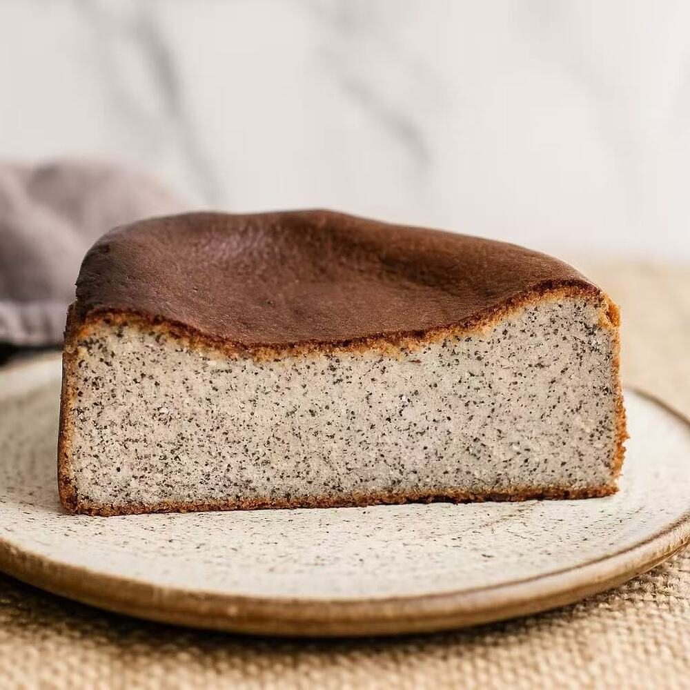 Rustic Fork Black Sesame Cheesecake – 6-Inch (Frozen) - Image 2