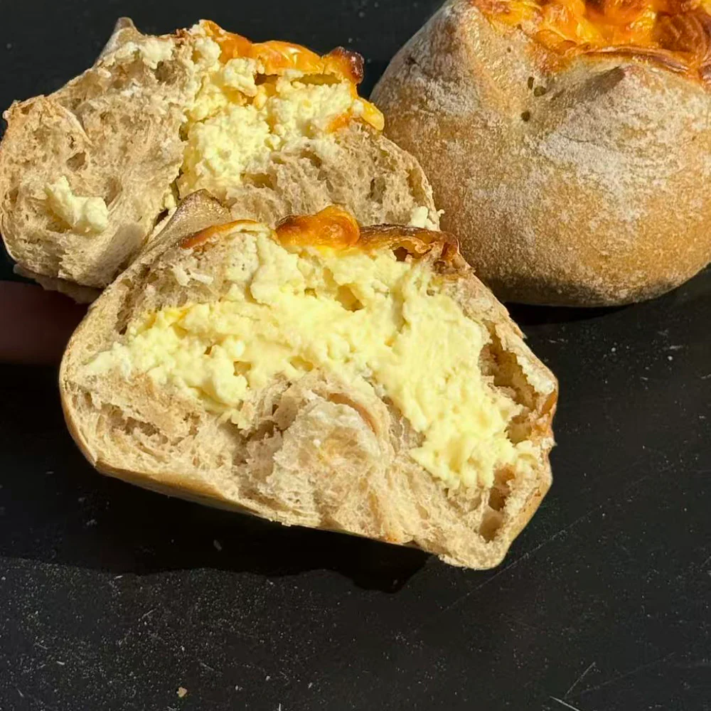 Sam's Club Fig & Cheese Bread Roll 100g - Fig and Cheese Bun - Image 2