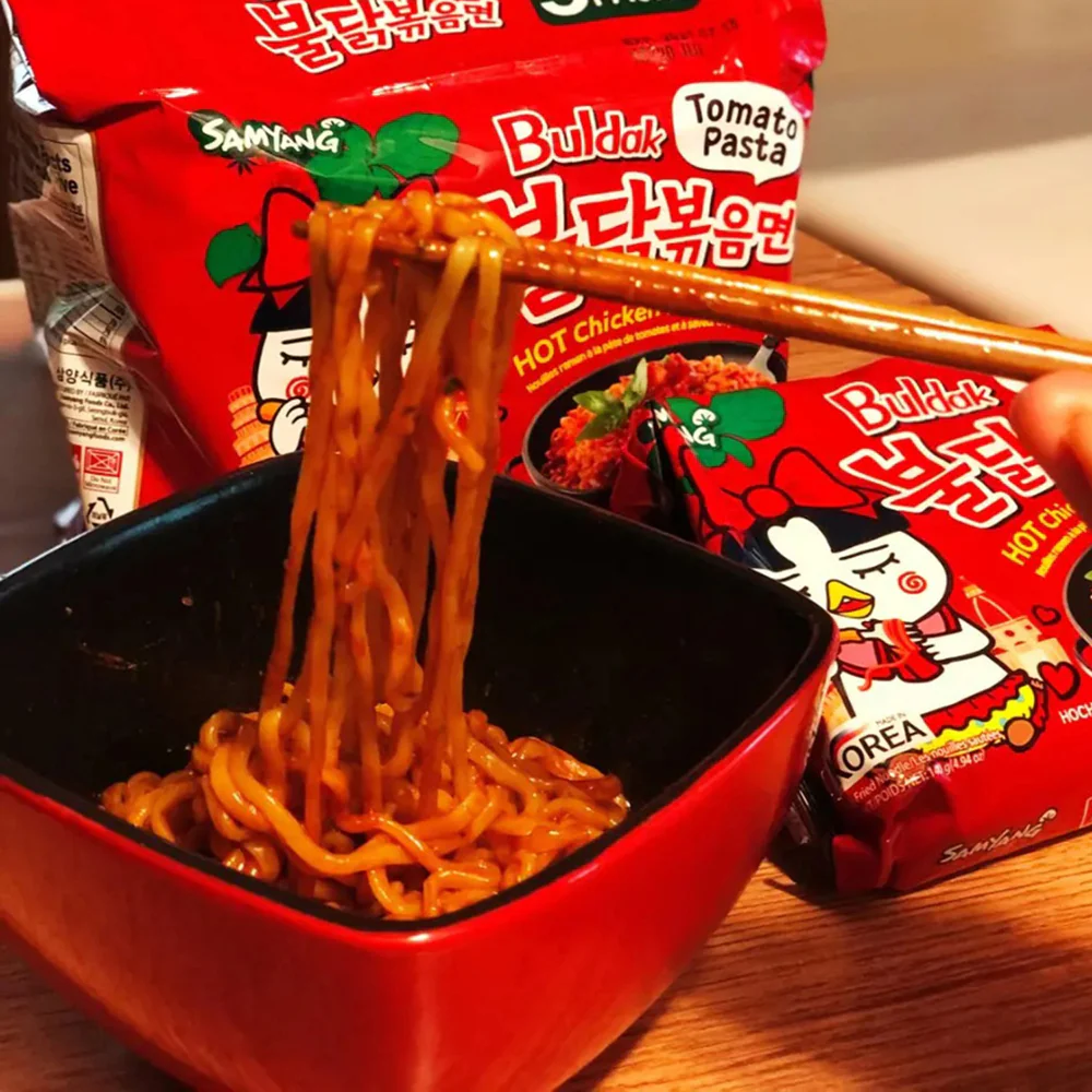 Samyang Buldak Tomato Pasta Hot Chicken Flavor Ramen - 140g x 5 Packs - Image 3