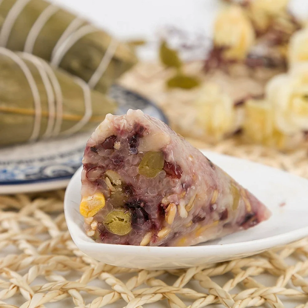 Sanquan Frozen Black Glutinous Rice Eight-Treasure Zongzi - 400g - Image 2