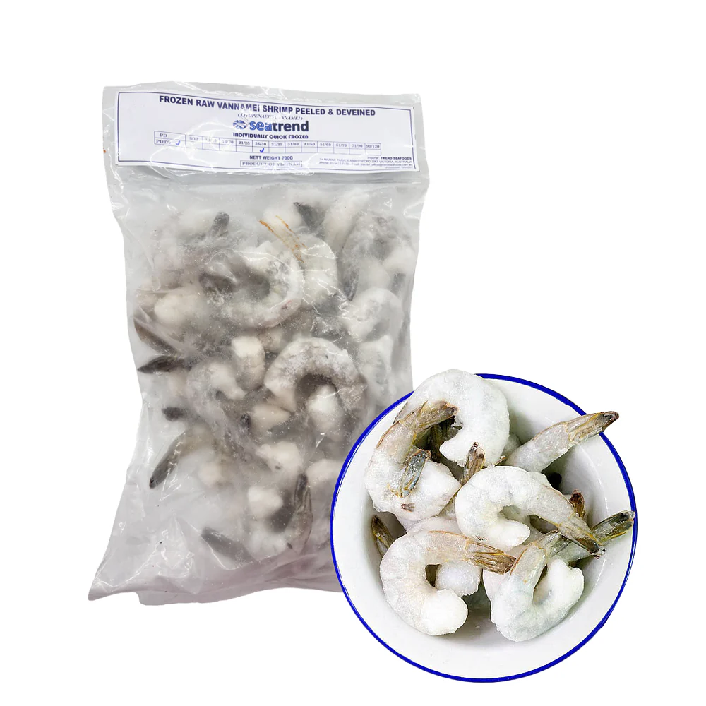 Seatrend Frozen Vietnamese Tail-On Raw Shrimp 26/30 - 700g