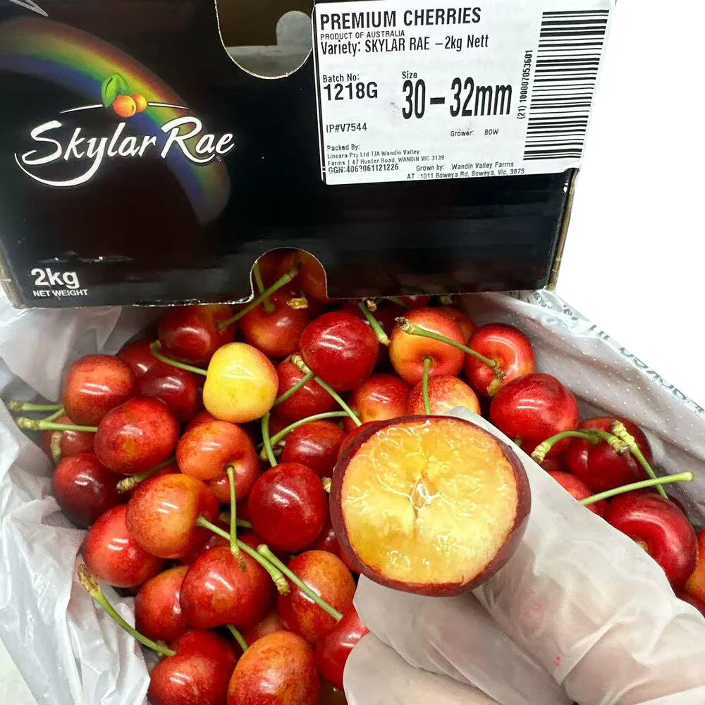 Skylar Rae White Cherries 30–32mm Gift Box – 2kg - Image 4