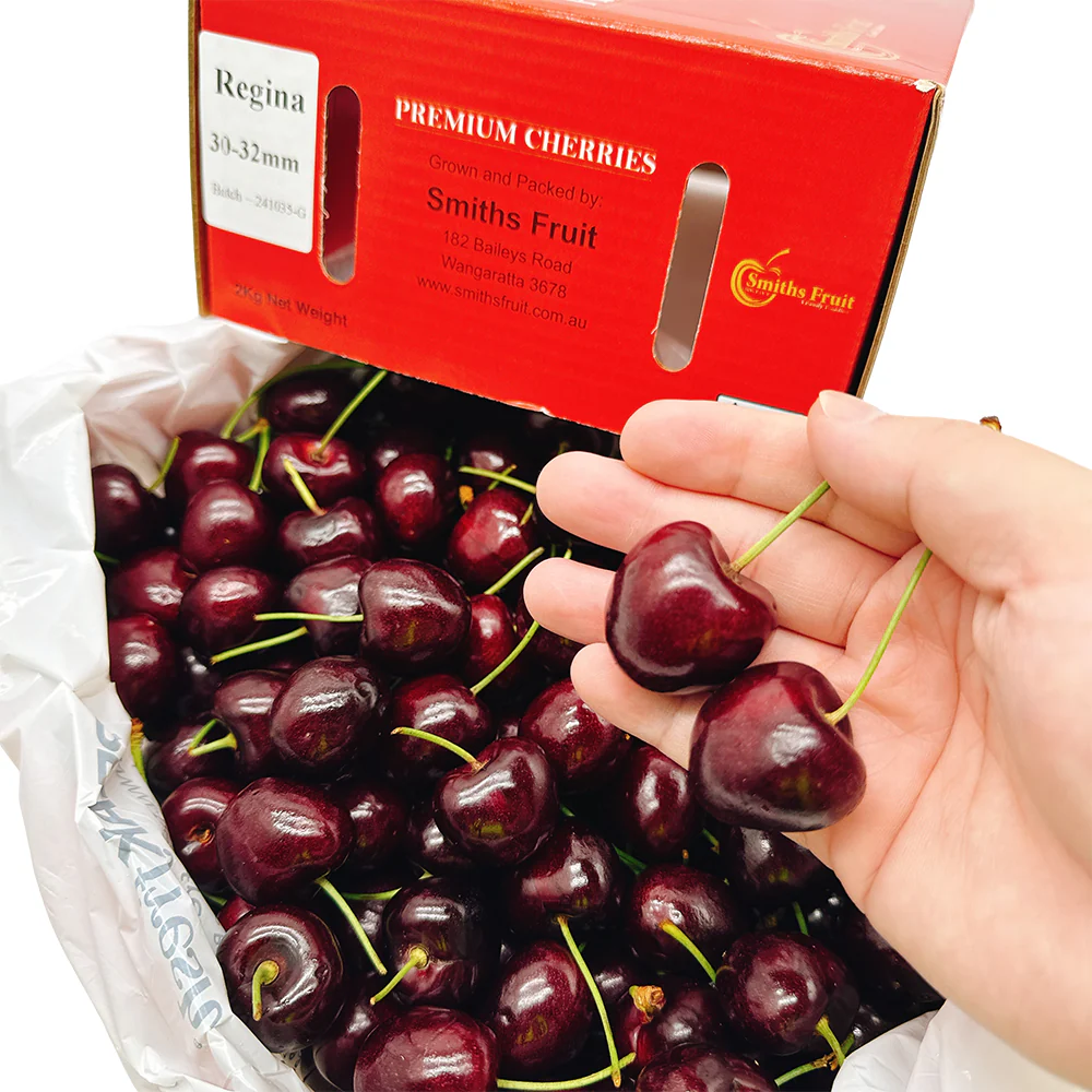 Smiths Fruit Regina Cherries Gift Box 30-32mm - 2kg - Image 4