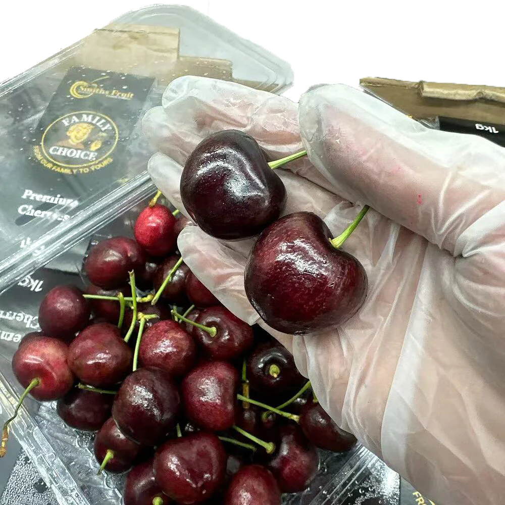 Smiths Fruit Royal Tioga Cherries Gift Box 30–32mm – 1kg