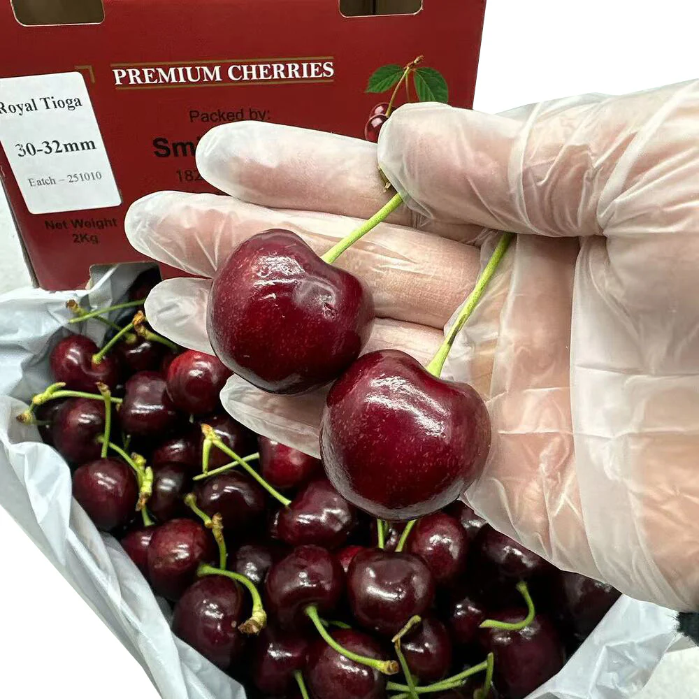 Smiths Fruit Royal Tioga Premium Cherries 30–32mm Gift Box – 2kg - Image 3