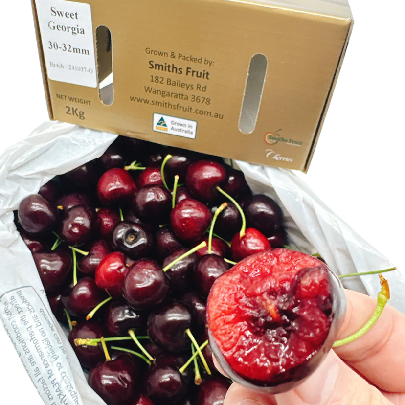 Smiths Fruit Sweet Georgia Cherries Gift Box 30-32mm - 2kg - Image 2