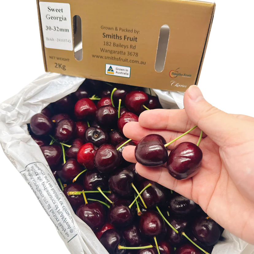 Smiths Fruit Sweet Georgia Cherries Gift Box 30-32mm - 2kg - Image 3