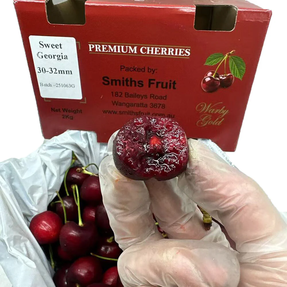 Smiths Fruit Warby Gold Sweet Georgia Cherries 30–32mm Gift Box – 2kg - Image 4