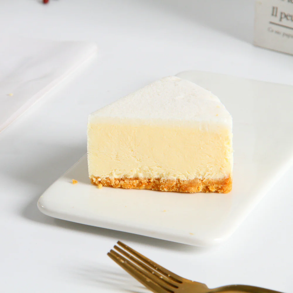 Snowy Yoghurt Cheesecake 680g (Frozen) - Image 3