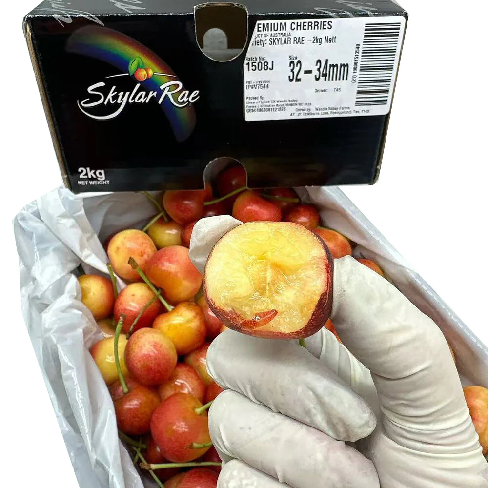 Tasmanian Skylar Rae White Cherries 32–34mm Gift Box 2kg - Image 4