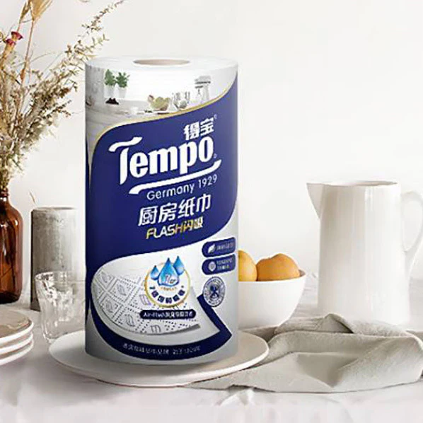 Tempo 3-Layer Flash Absorbent Kitchen Roll Paper, 88 Sheets per Roll - Image 2