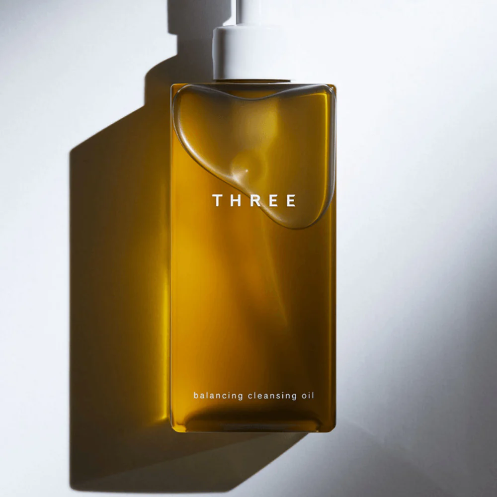 THREE Balancing Cleansing Oil for Sensitive Skin 185ml - Image 2