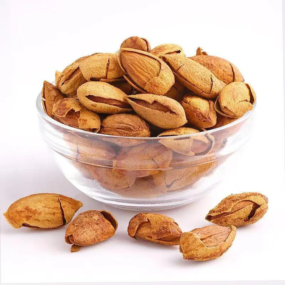 Three Squirrels Hand-Peeled Almonds 120g - Roasted Almond Snack - Image 2