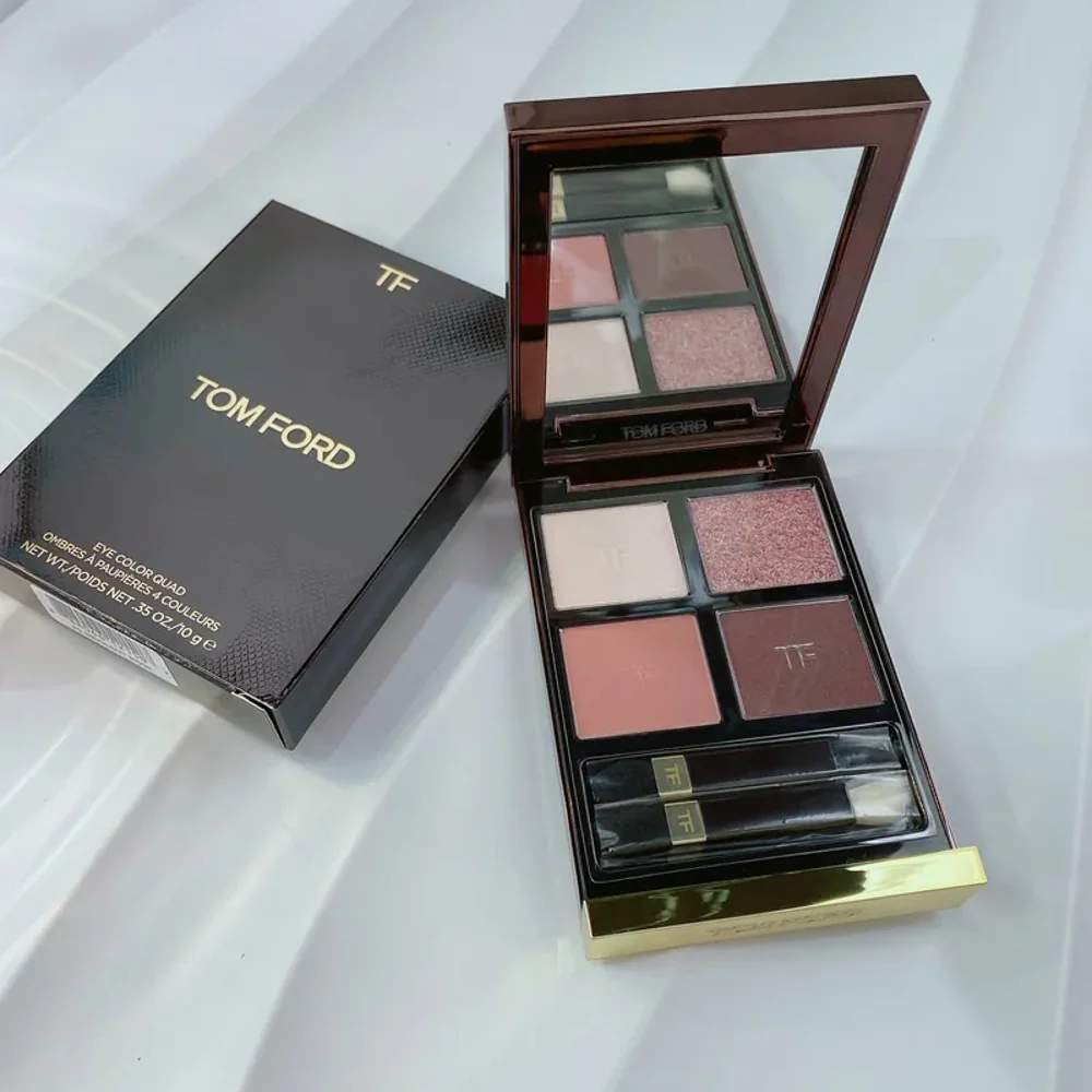 Tom Ford Eye Color Quad Eyeshadow Palette - 30 Insolent Rose - Image 3