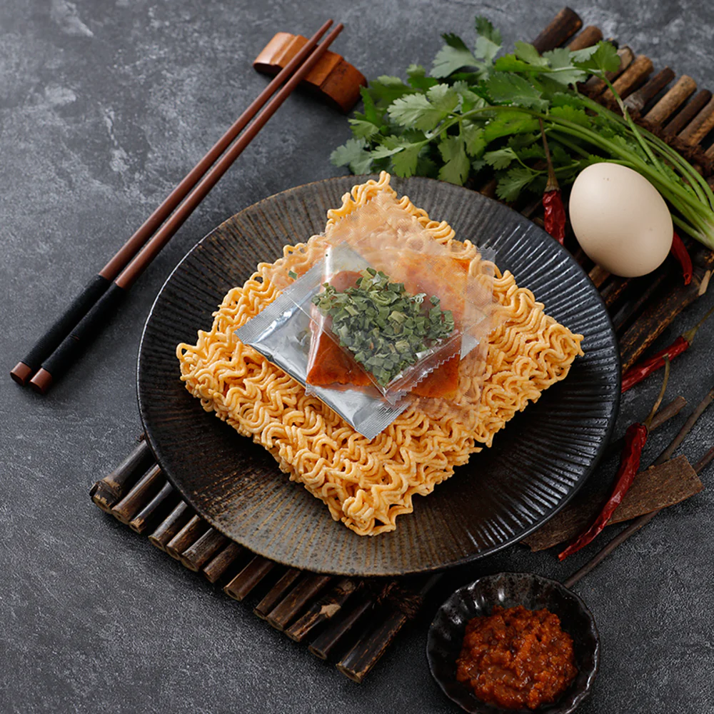 Tongwanfu Salted Egg Yolk Noodles - 5 Pack, 116g Each - Image 3