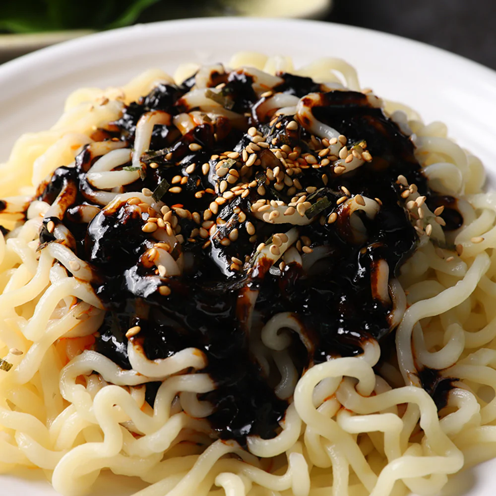 Tongwanfu Zha Jiang Mian Noodles 5-Pack - 116g Each - Image 3
