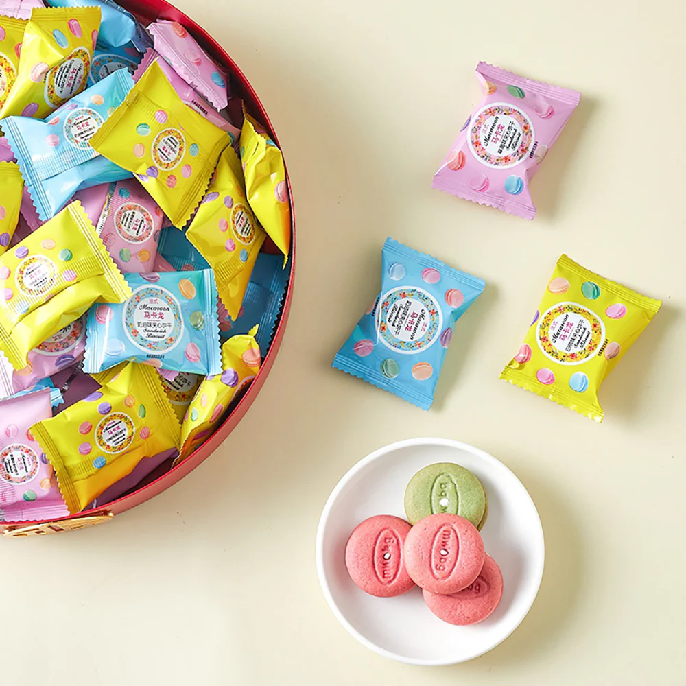 UDK Dream Macaron Sandwich Biscuits - 320g - Image 3