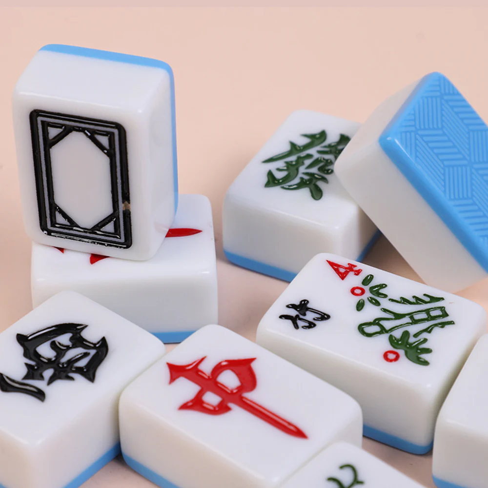 Ulife Mahjong Set 40 mm – 144 Tiles, Blue Backs with Case & 2 Dice - Chinese Mah Jongg Tiles - Image 2