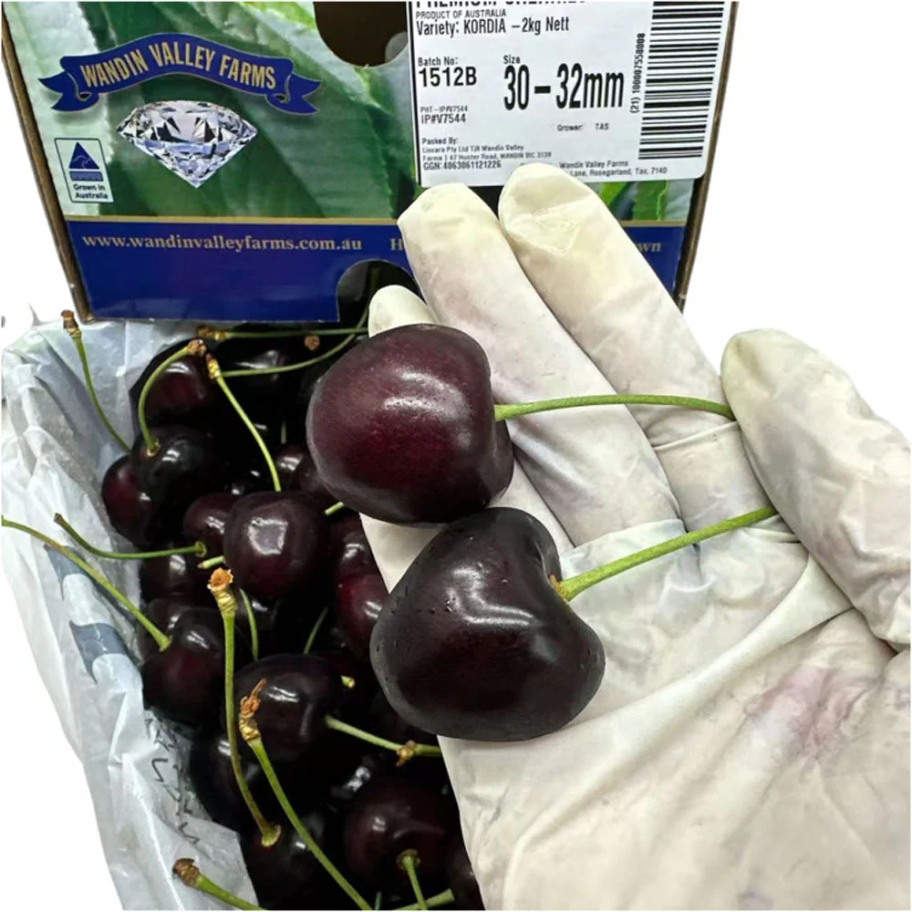 Wandin Valley Farms Tasmanian Kordia Cherries 30–32mm Gift Box 2kg - Image 3