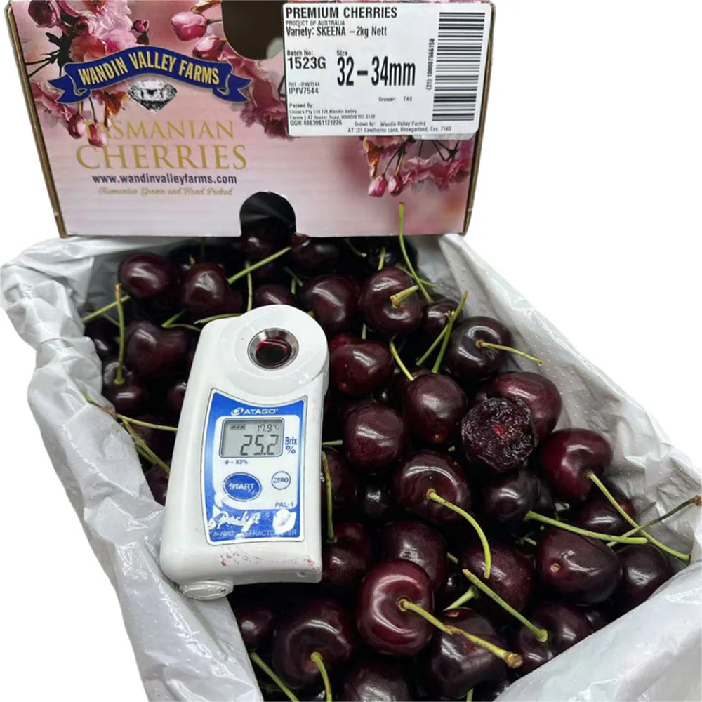 Wandin Valley Farms Tasmanian Skeena Cherries 32–34mm Gift Box 2kg - Image 2