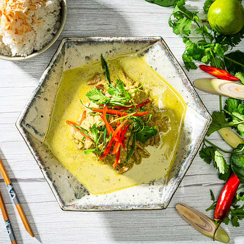 Westbourne Lane Frozen Green Curry Beef - Serves 2-3 - Image 2