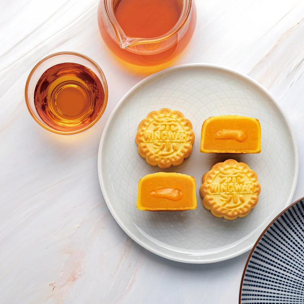 Wing Wah Lava Custard Mooncake Gift Box – 8 Pieces, 360g - Image 2