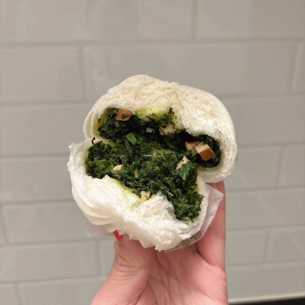 Xinzhongchang Frozen Shepherd's Purse, Tofu, and Shrimp Buns - 10pcs, 800g - Image 3