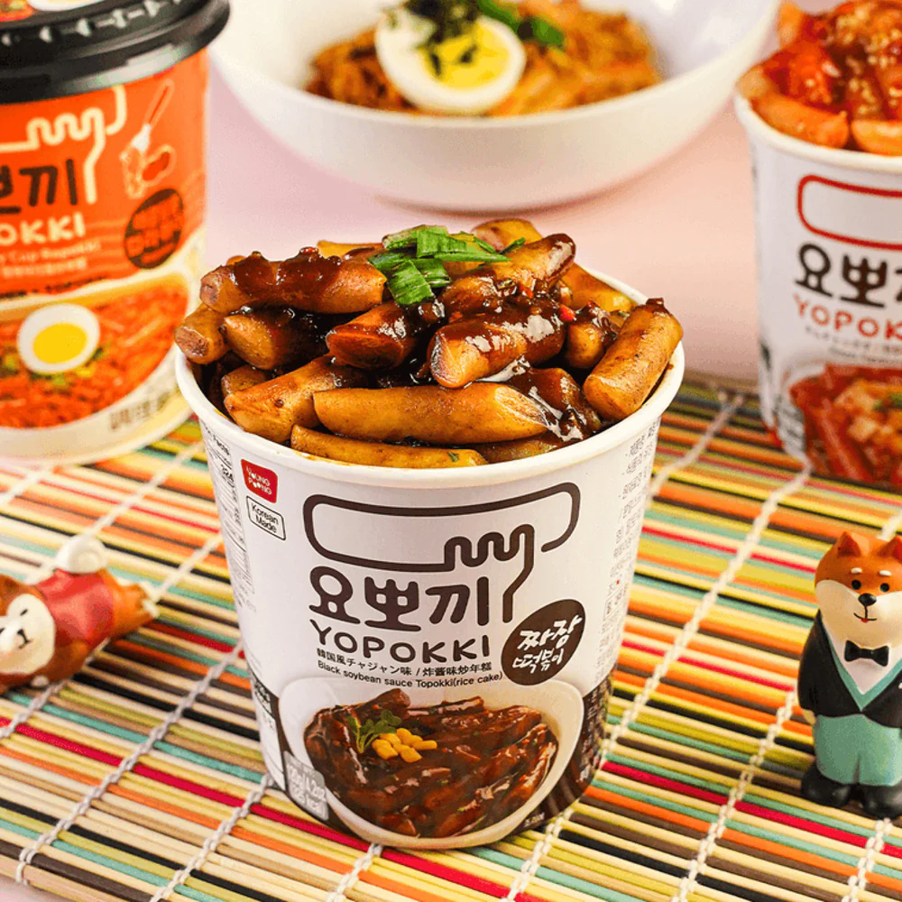 Yopokki Black Bean Sauce Tteokbokki Cup (Jjajang) 120g - Korean Instant Rice Cake - Image 3