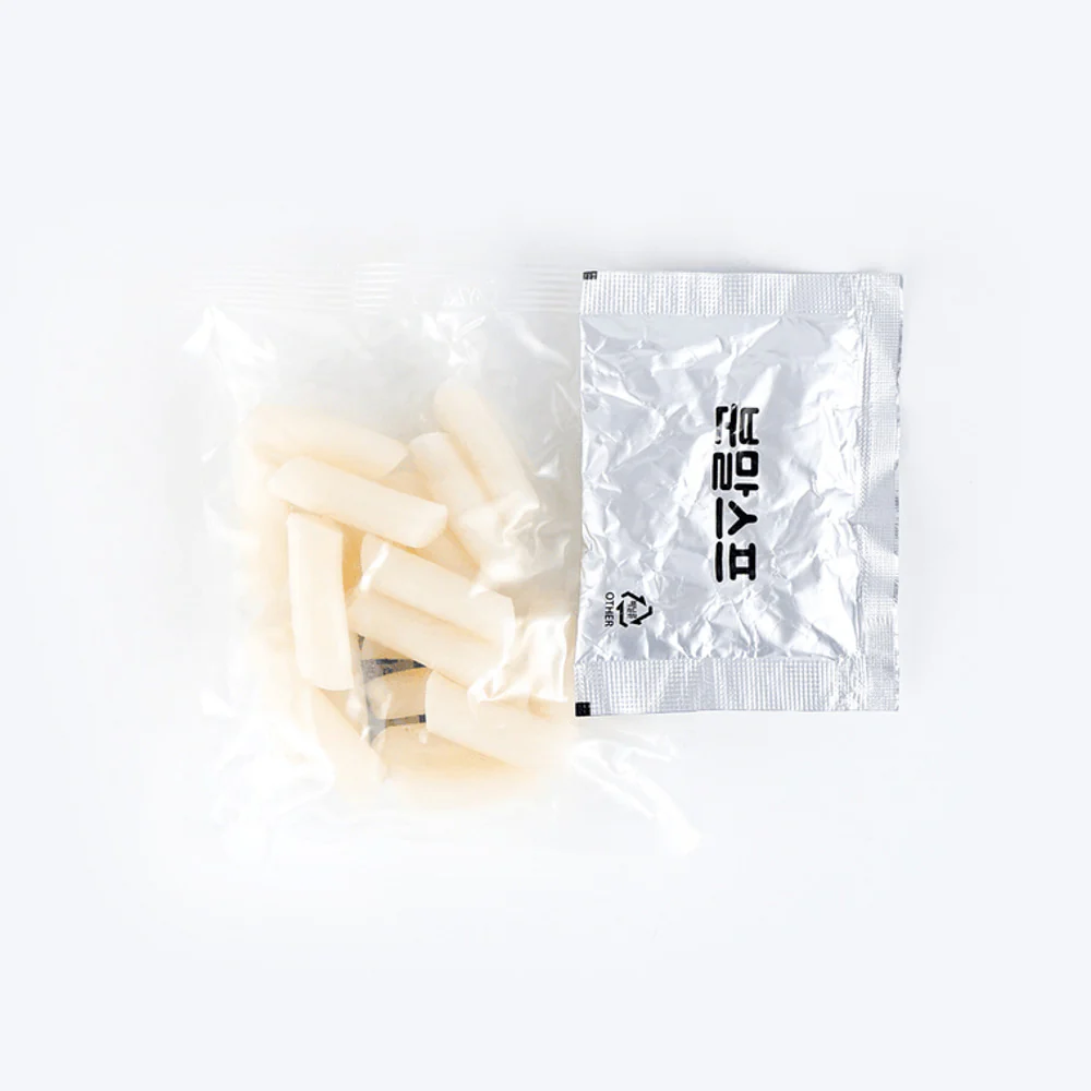 Yopokki Black Bean Sauce Tteokbokki Cup (Jjajang) 120g - Korean Instant Rice Cake - Image 5