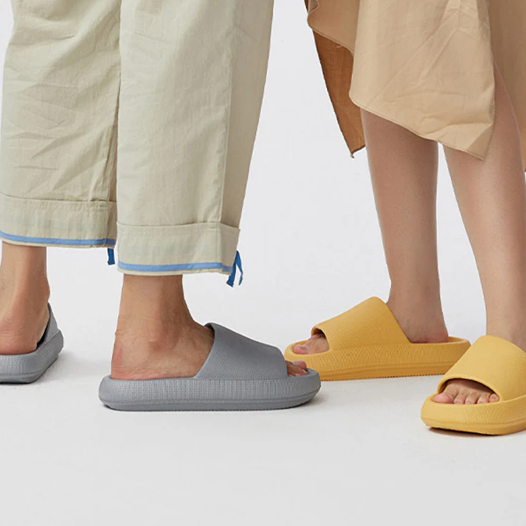 YouDiao Ultra-Soft Thick-Soled EVA Slippers - Yellow, Size 37-38 - Image 3