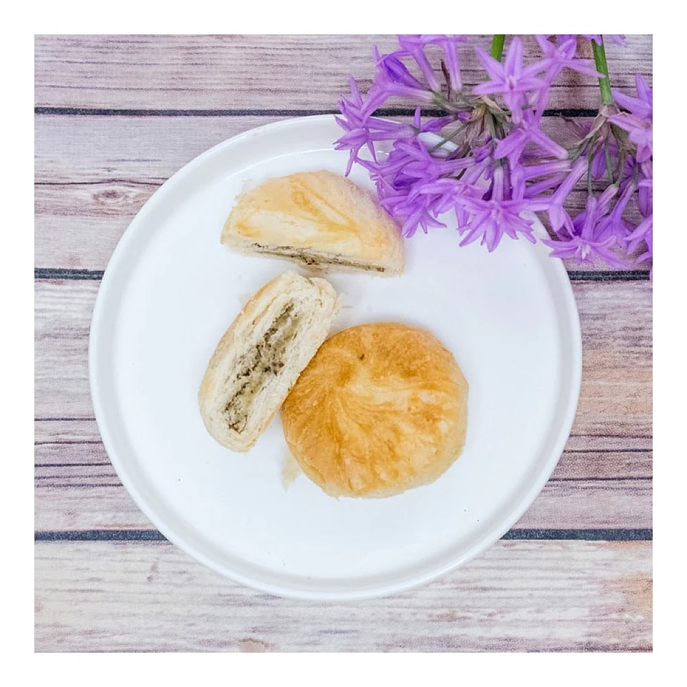 Yummy Original Osmanthus Flower Pastry - 8 Pieces, 200g - Image 3