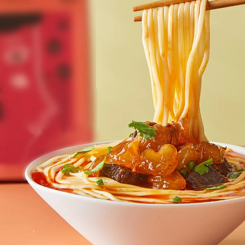 Zihai Pot Sichuan Style Beef Tendon and Meat Noodles - 239g - Image 3